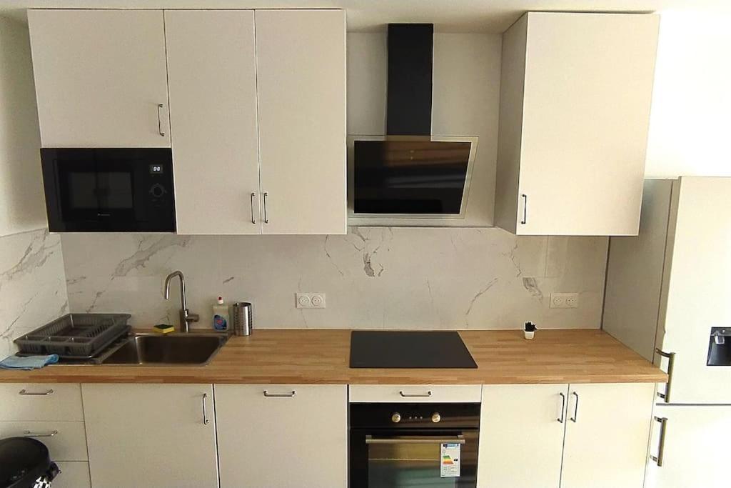 Апартаменты Parisian Cosy Flat With Balcony Аржантей Экстерьер фото