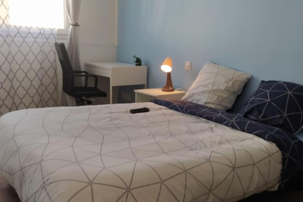 Апартаменты Parisian Cosy Flat With Balcony Аржантей Экстерьер фото